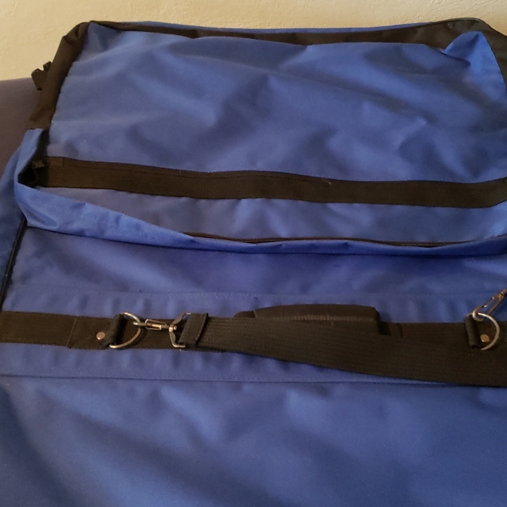 Garment bag